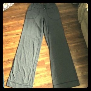 Lululemon wide leg pants
